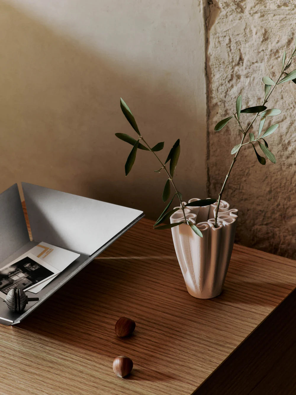 DEDALI VASE - H18 - OFF - WHITE