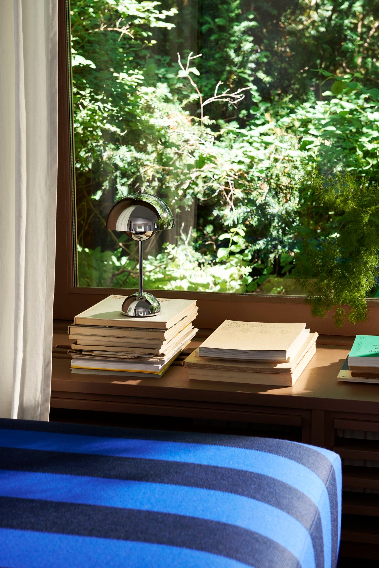 Flower Pot VP9 - Chrome plated 