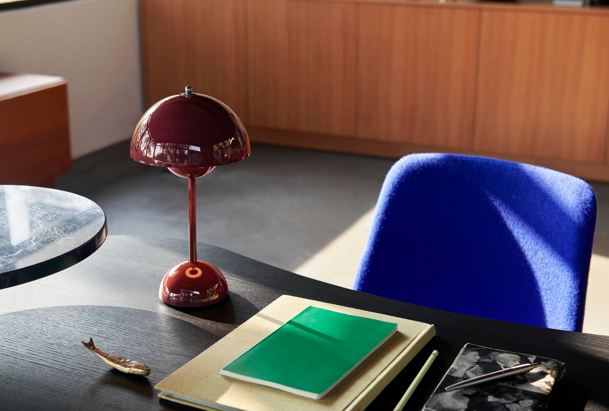 Flower Pot VP9 - Dark Plum