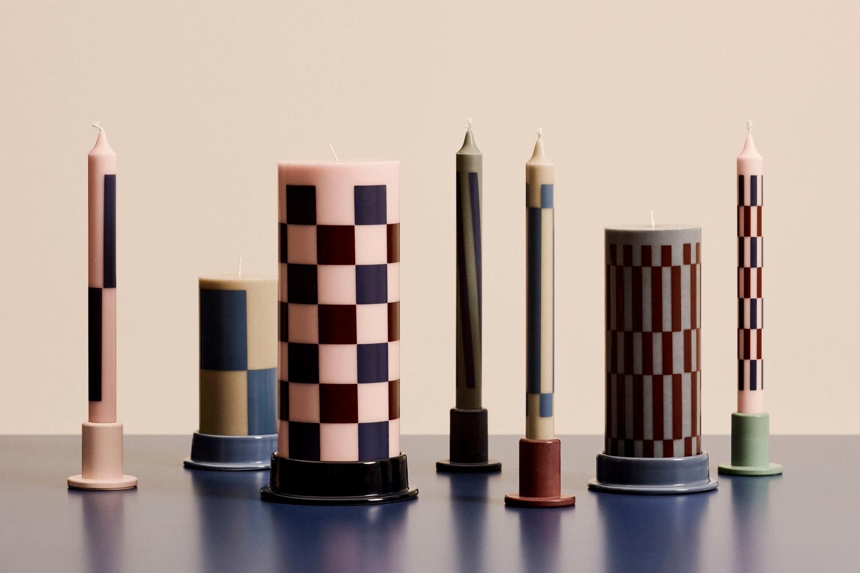 Column candle holder