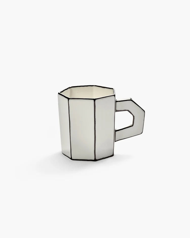 Tea cup white - black carte blanche