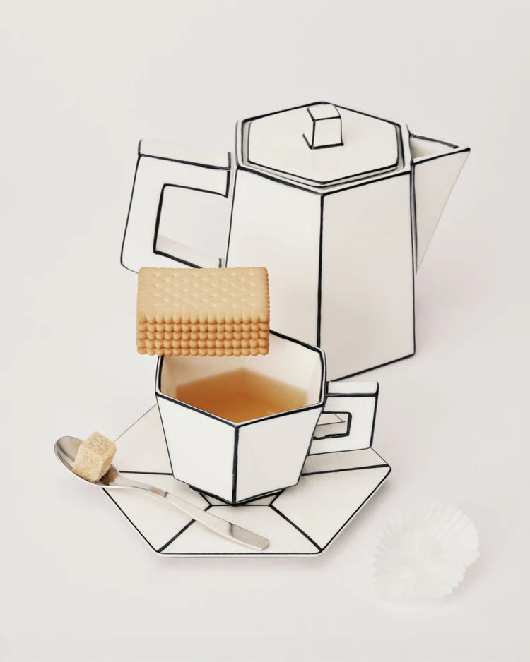 Tea pot white - black carte blanche 