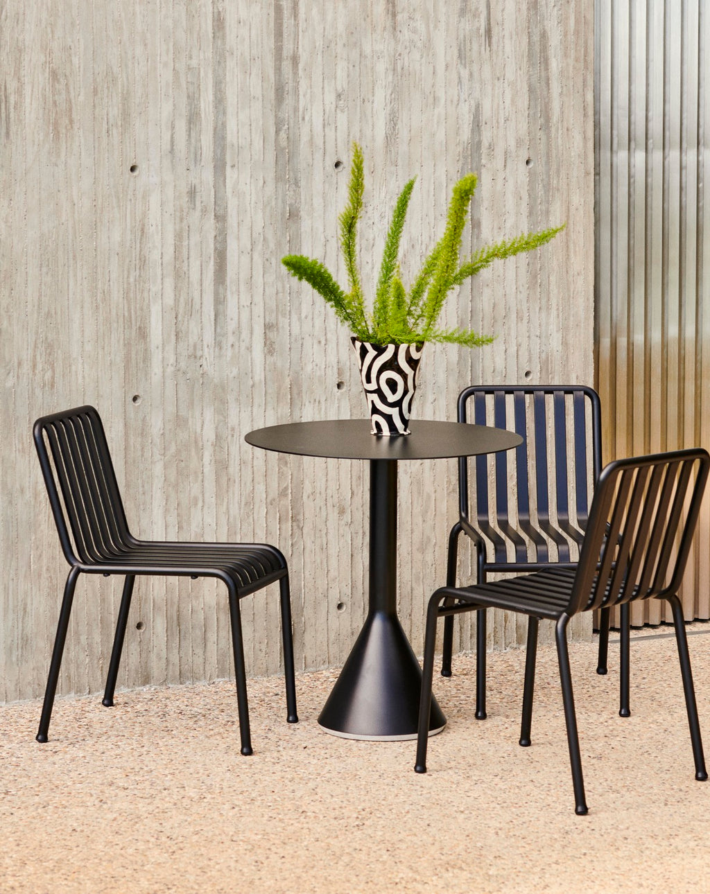 Jessica Hans Shadow vase