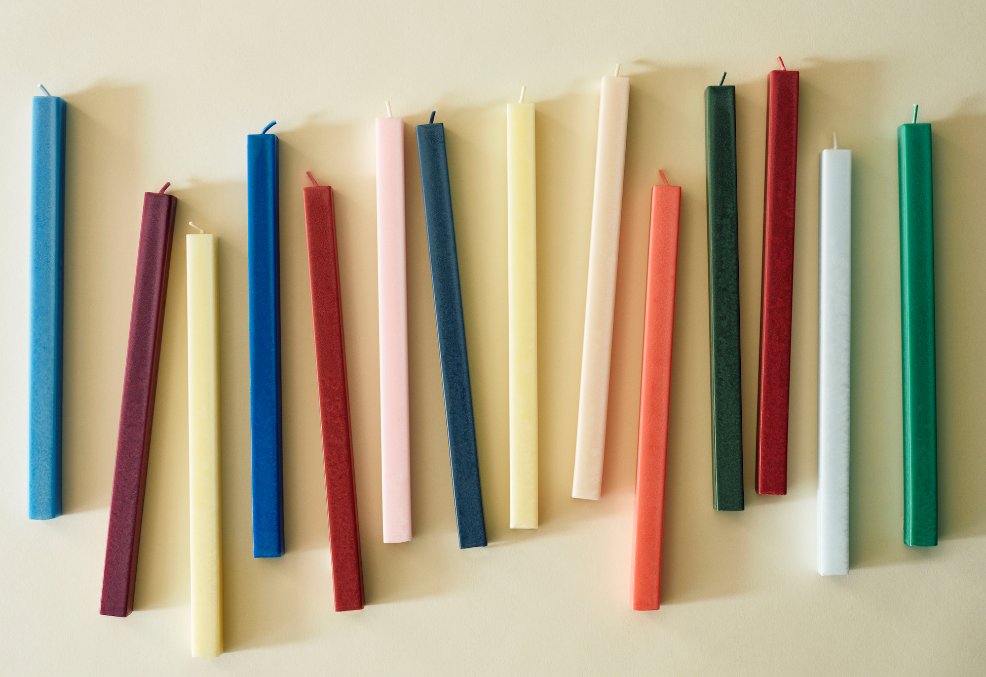 Square candle set of 4