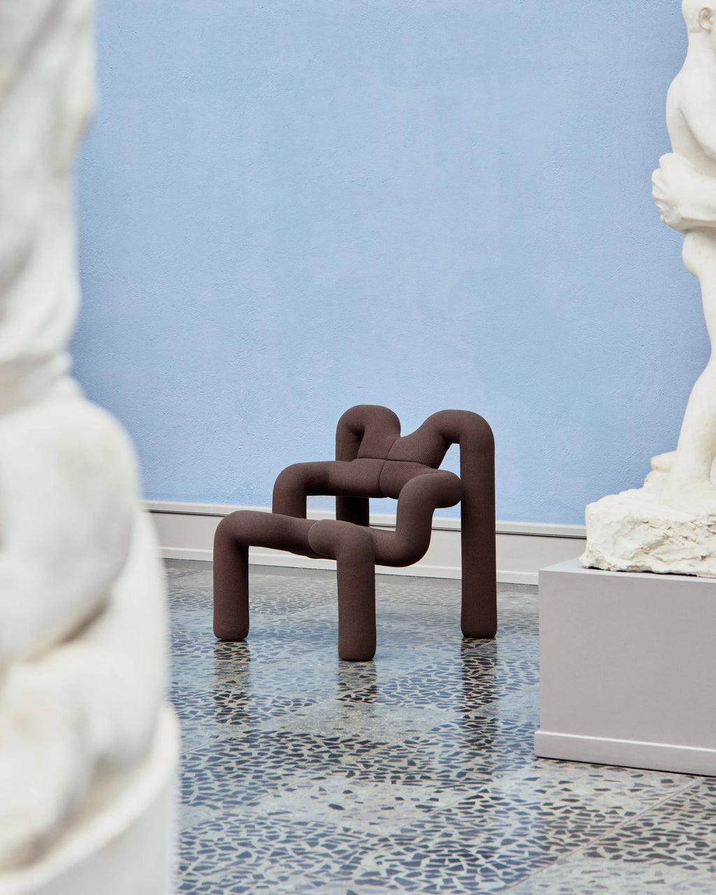 Ekstrem Chair In Knit - Umber
