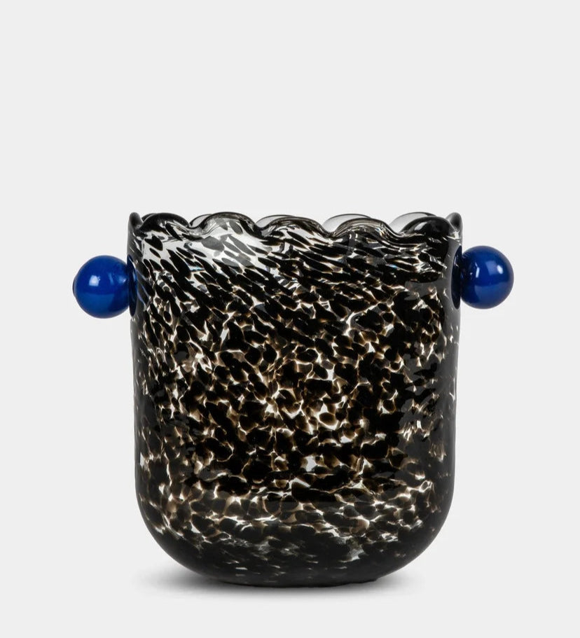 Vase/wine cooler messy